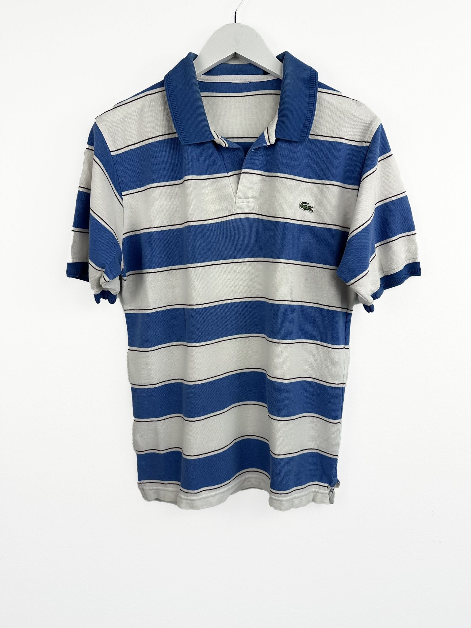 Polo Lacoste azzurra a righe (25p81) M – Seventage Shop