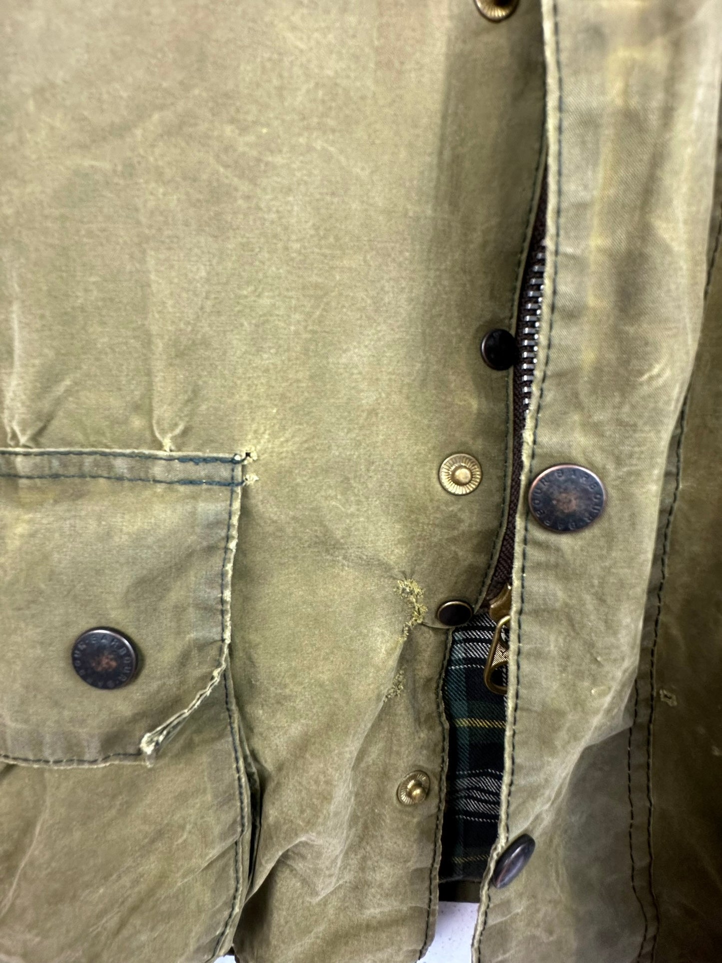 Barbour Beaufort C48 verde con spilla (25c123) - L