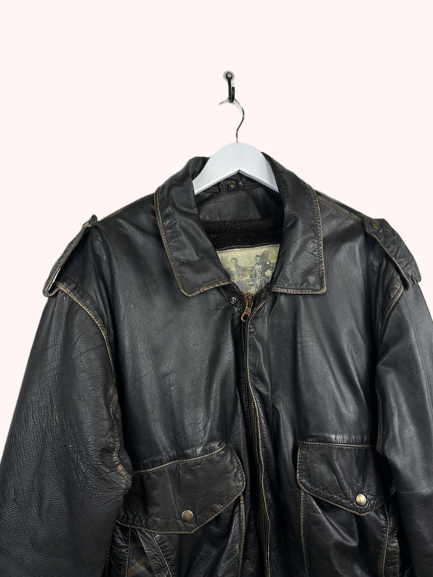 Bomber nero in pelle imbottito (25g191) - L