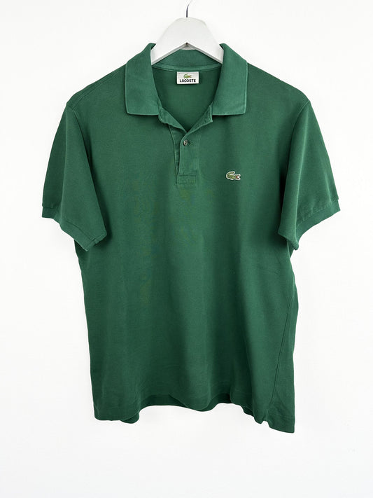 Polo Lacoste verde (25p69) - M